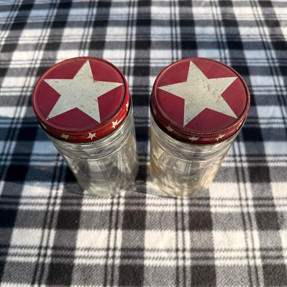 Lot of 2 Vintage Maxwell House Coffee Glass Jars Red Metal Star Lids 1950s